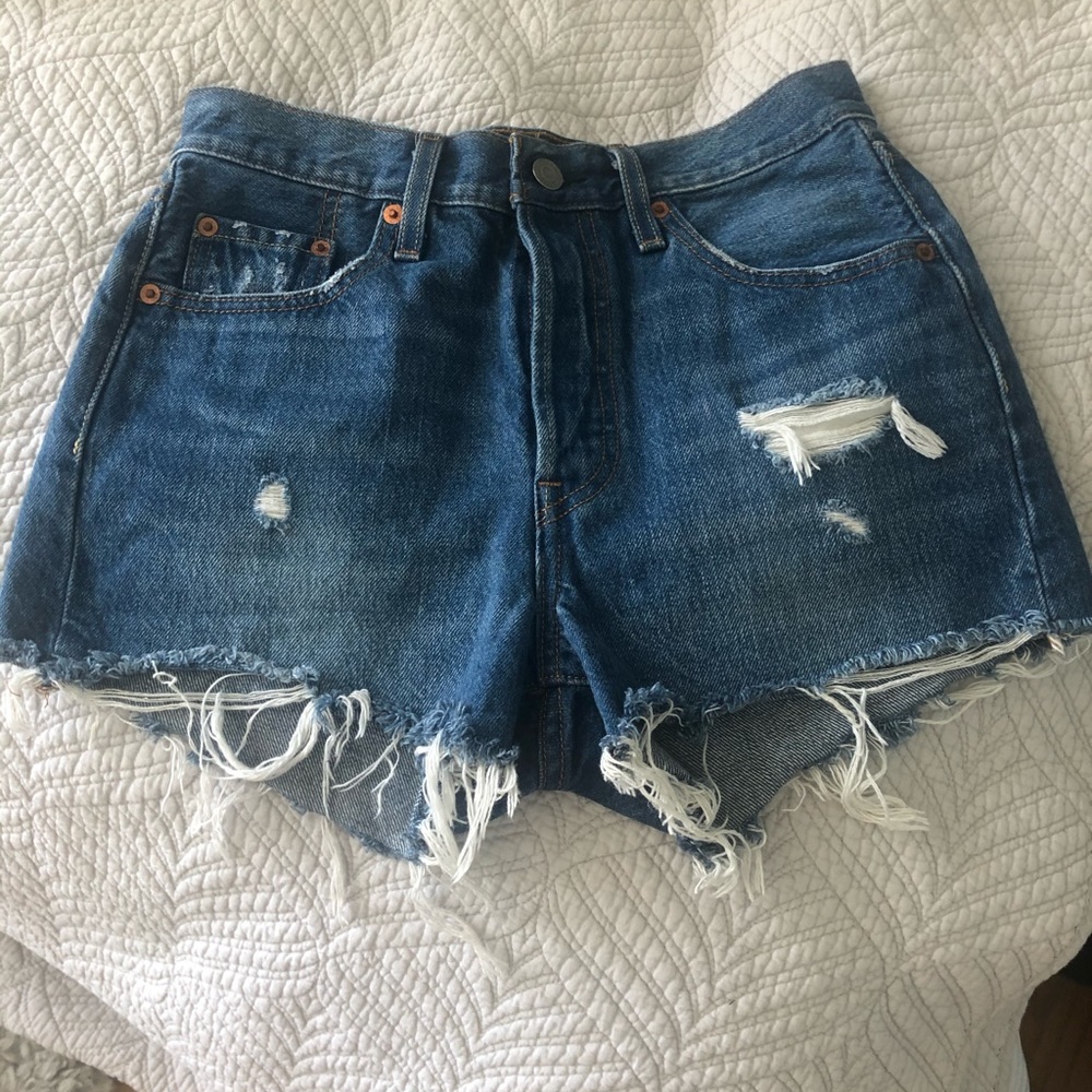 Levi’s denim shorts